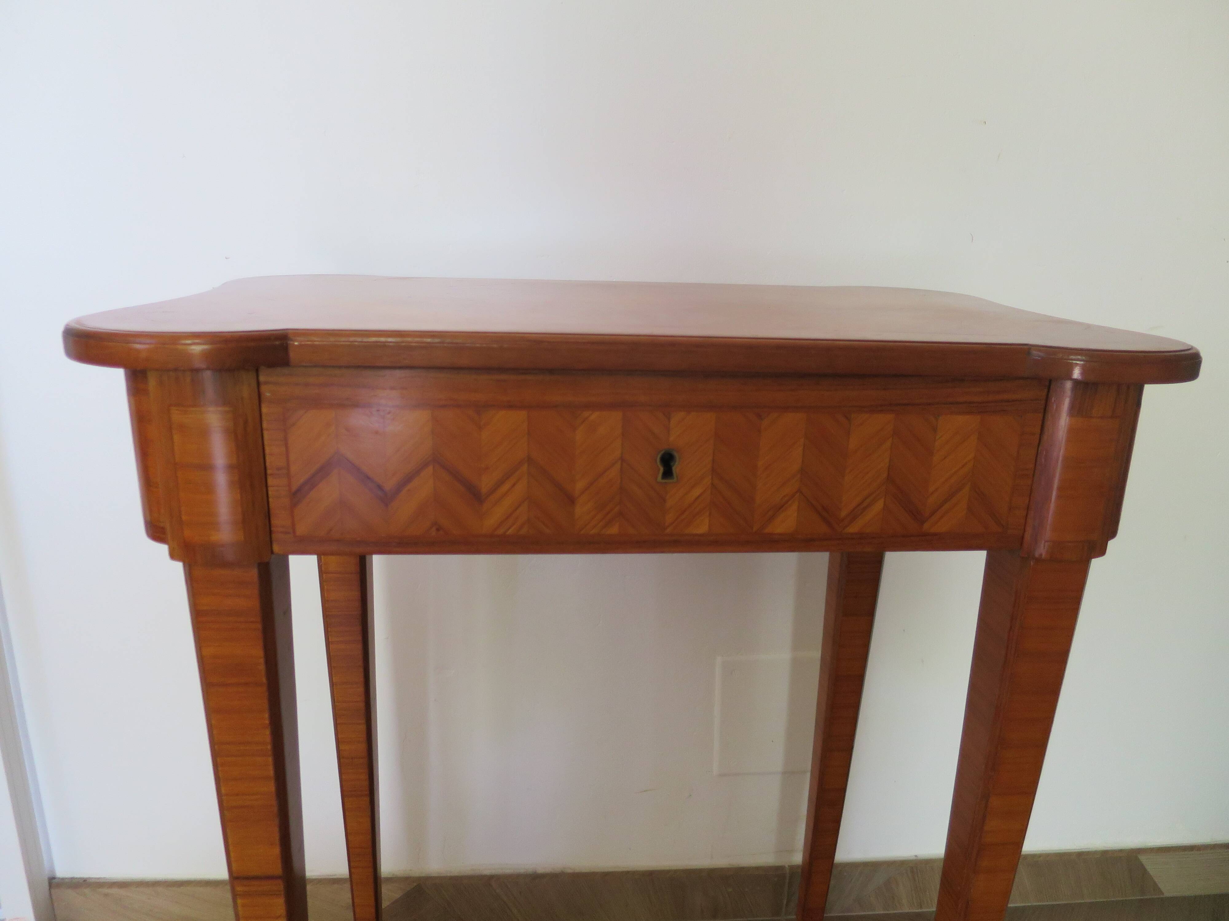Console Louis XVI-Table d'appoint-Marqueterie-pieds sabots-années 80-Tiroir