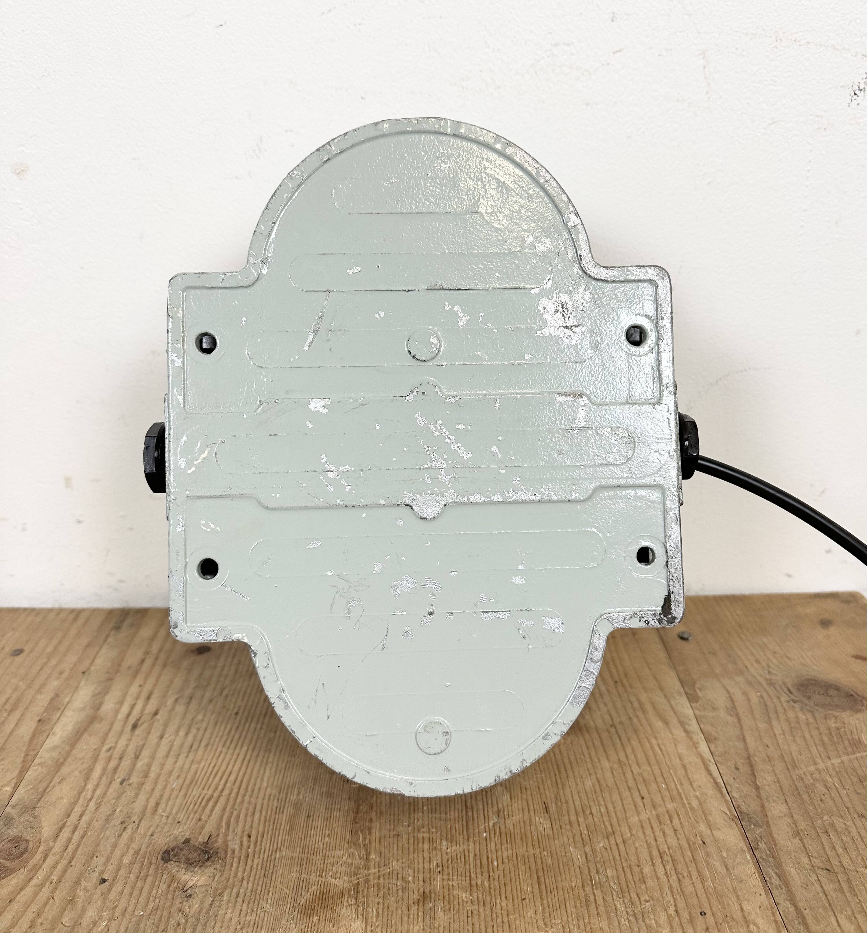 Industrial Cast Aluminium Wall Light with Frosted Glass from Elektrosvit, 1970s