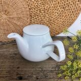 Théière blanche vintage