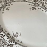 Large Serving Dish Wedgwood Venetia Terre de Fer England XIX