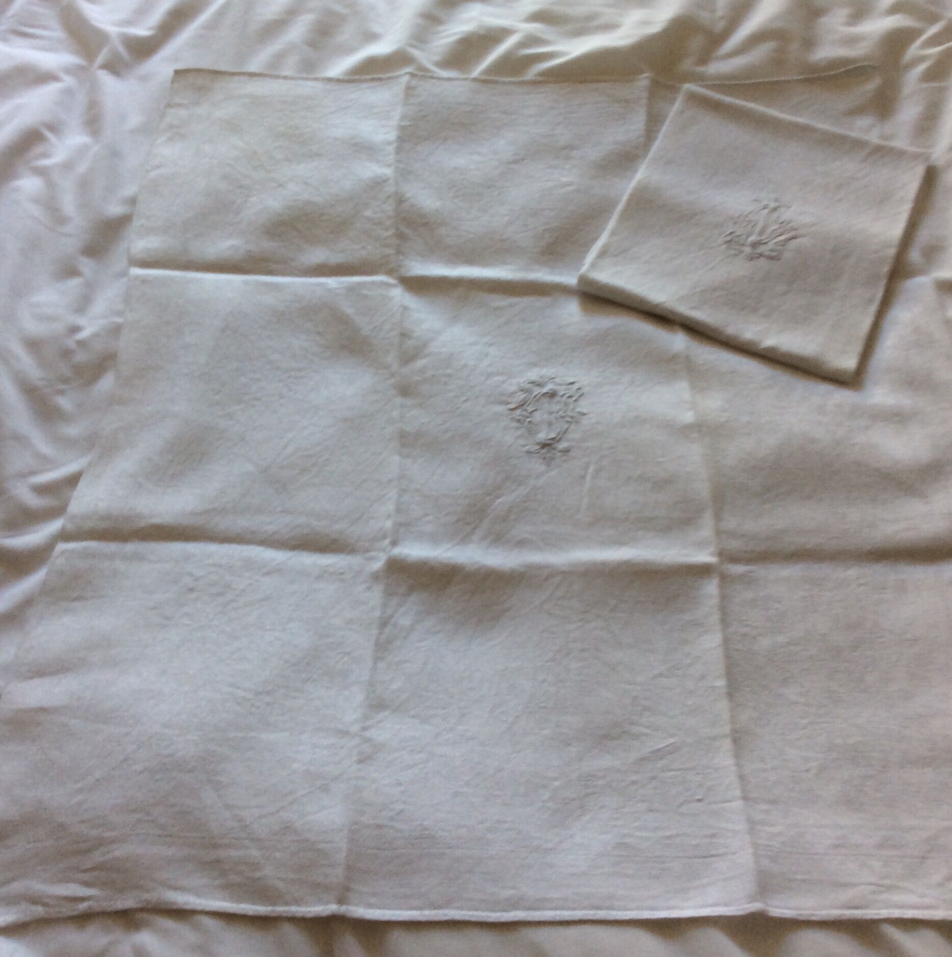 Set of 2 old hand-embroidered napkins