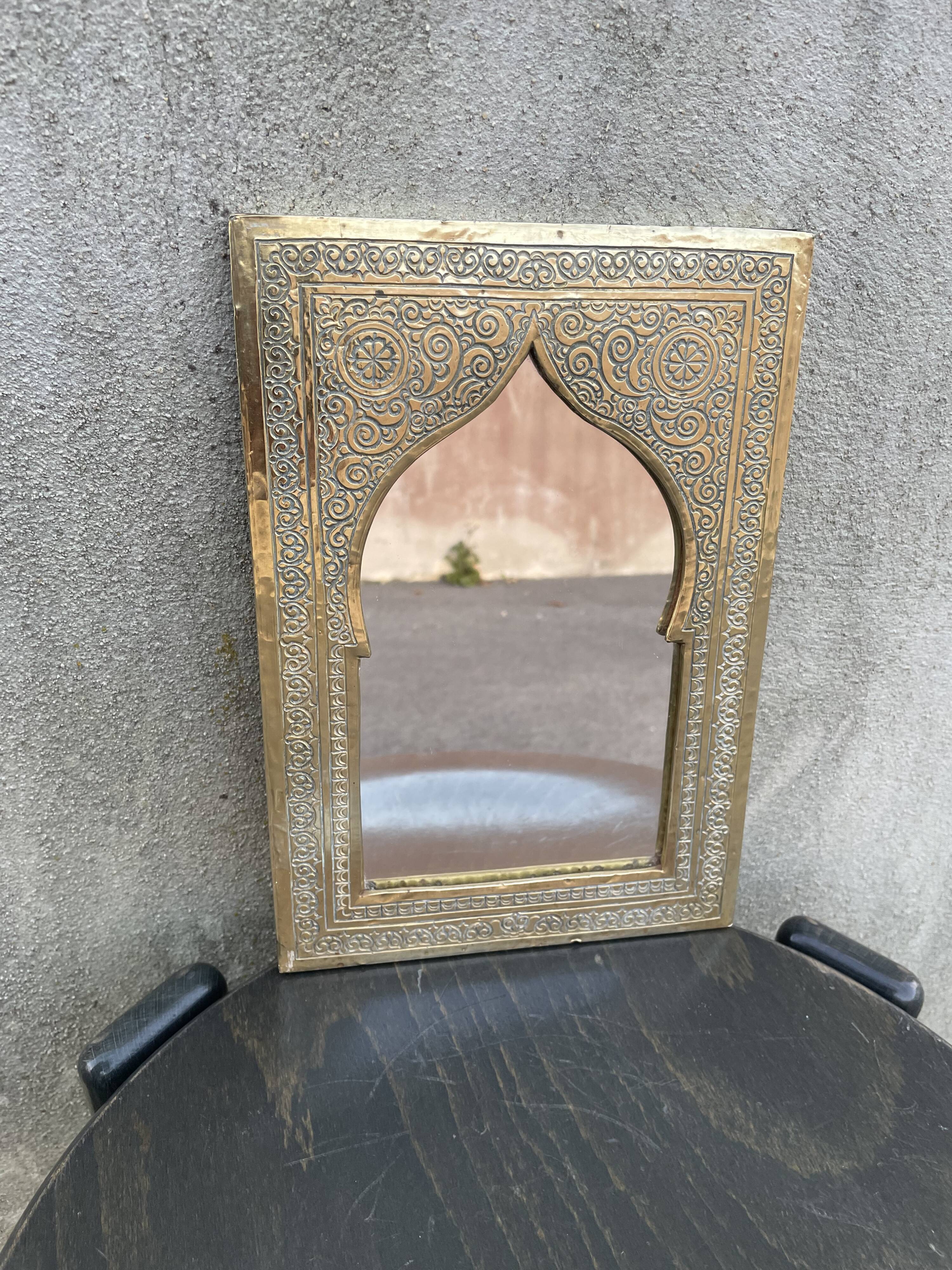 Moroccan brass mirror 19x28cm