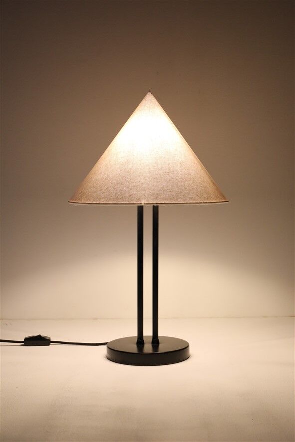 Big black Hustadt table lamp with pointed shade / 1970s / 1980s / postmodern design