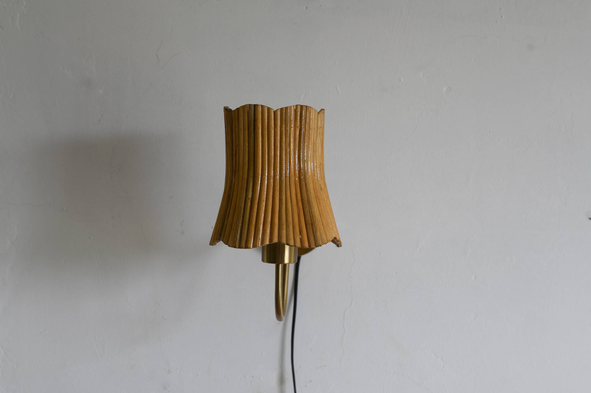 Mid century Modern Wall Sconce Lamp Floral Shape