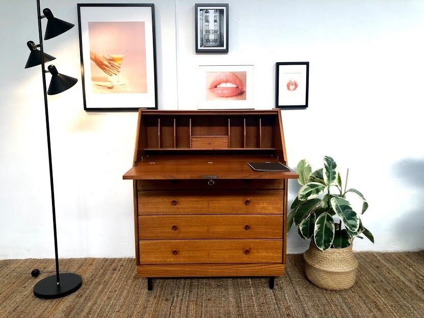 Scandinavian desk 92 cm