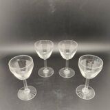 Aperitif glasses with chiseled flower patterns