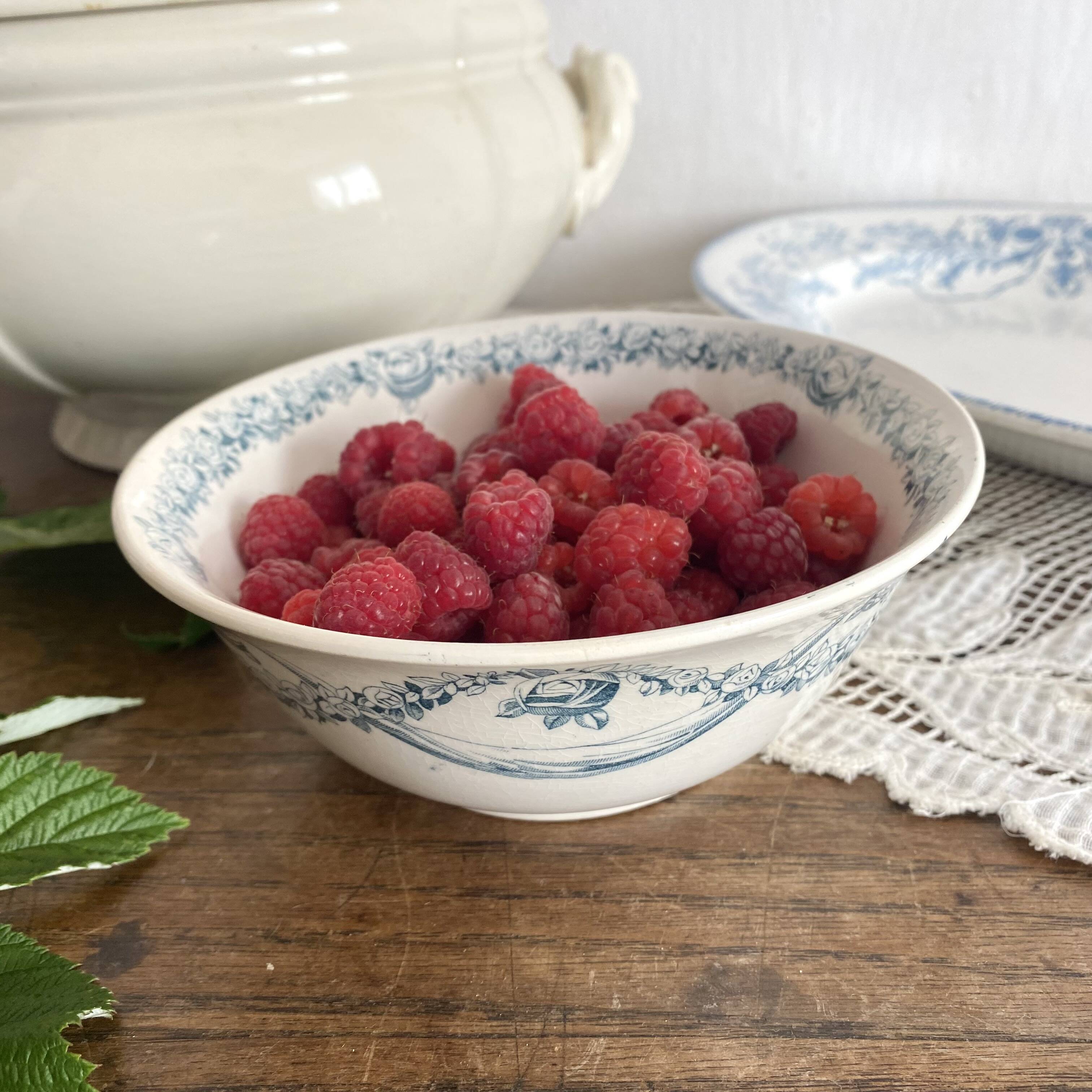 Antique ironstone bowl HBCM Roses