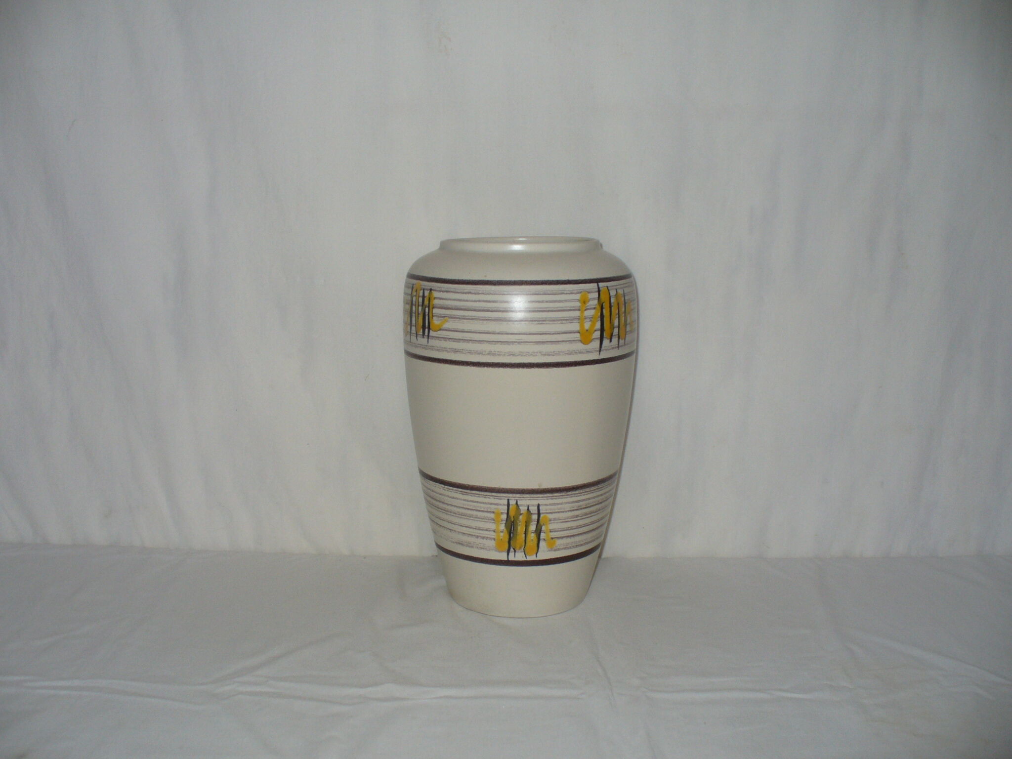 Vase modèle des années 50