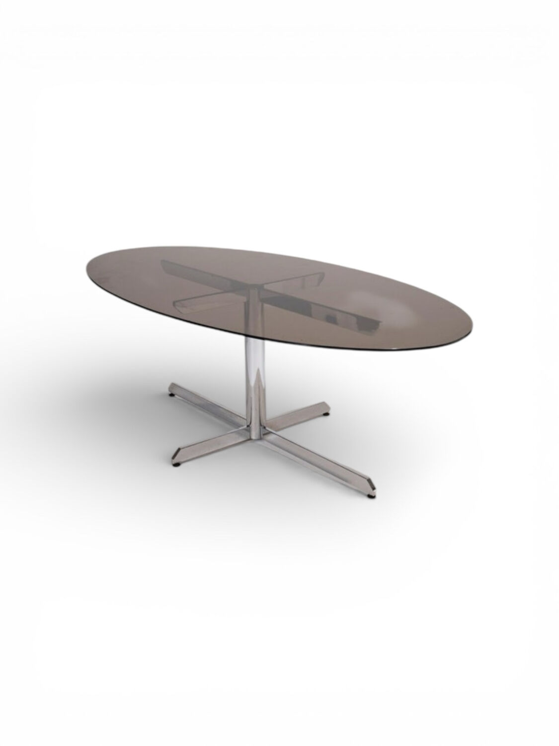 Florence Knoll table published by Roche Bobois