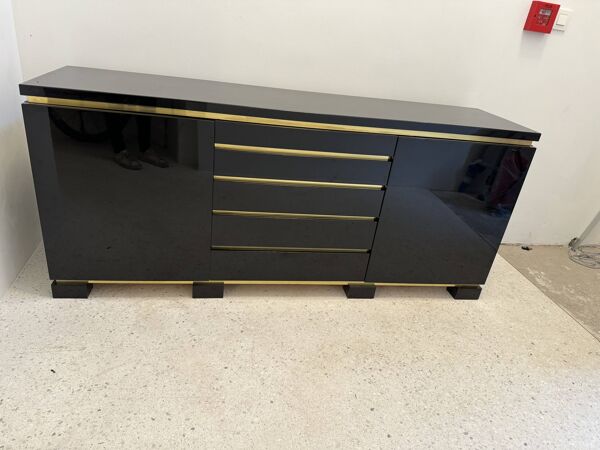 Buffet laqué noir et laiton, 1970s