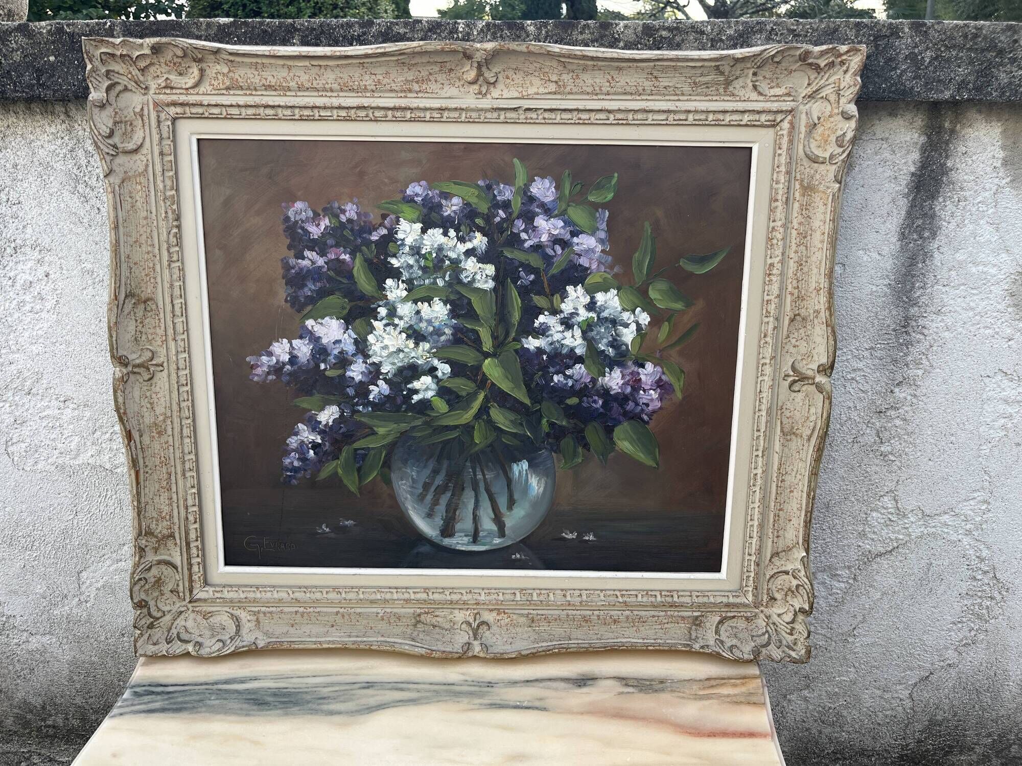Painting signed G. Evrard – Bouquet of lilacs in a vase