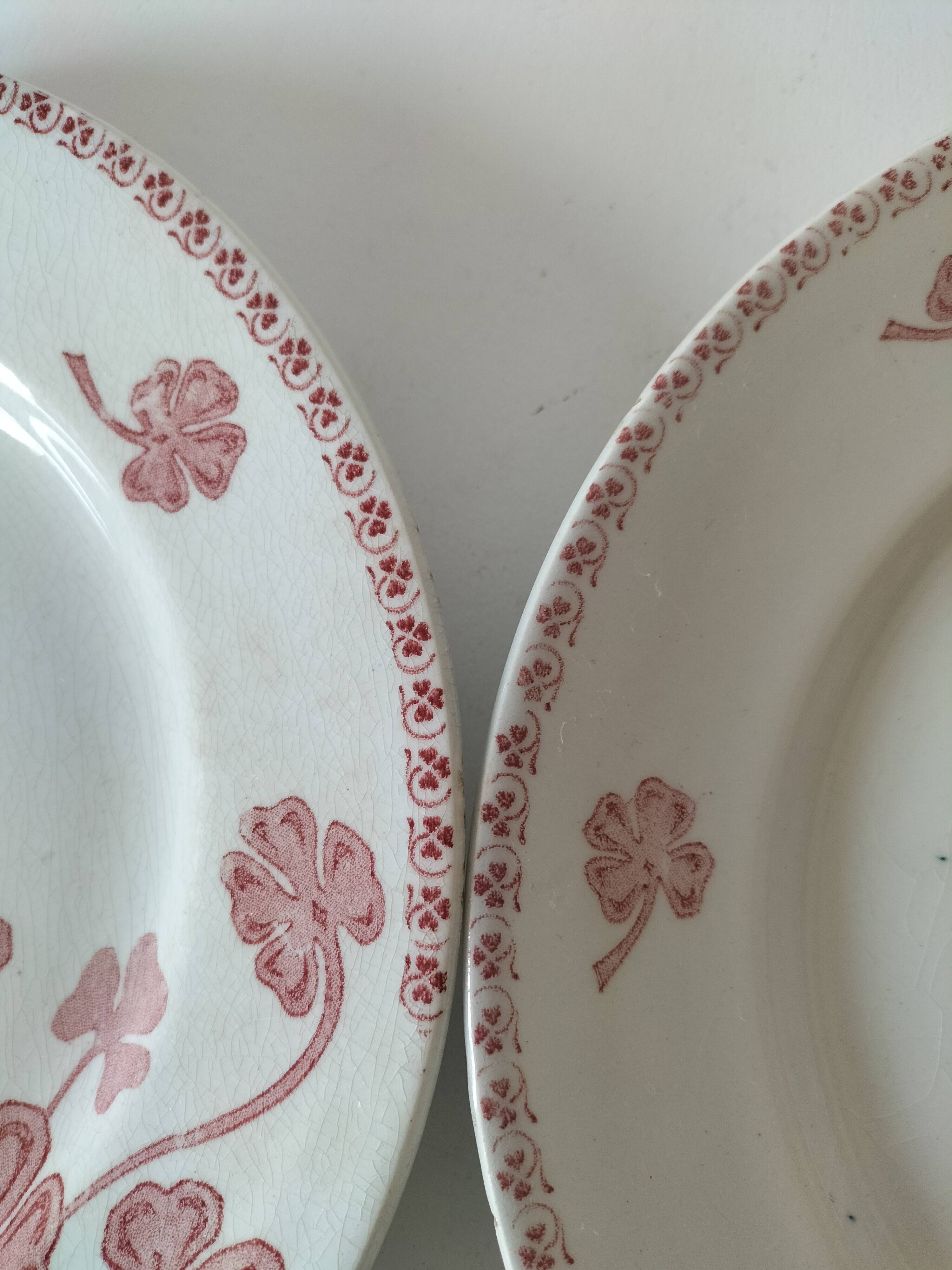 Duo of Lunéville flat plates, Lucien model – Clover decoration, early 20th century