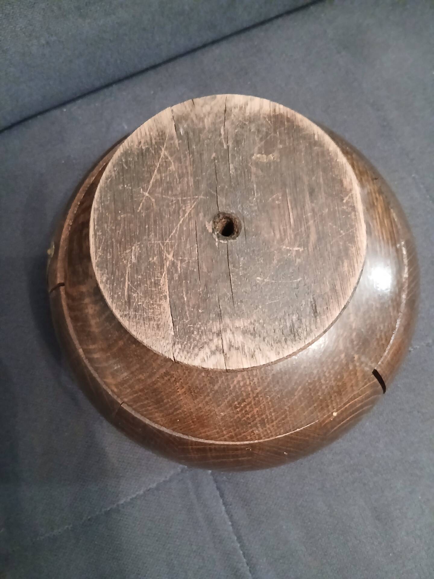 Victorian era silver-plated bowl with oak wood.