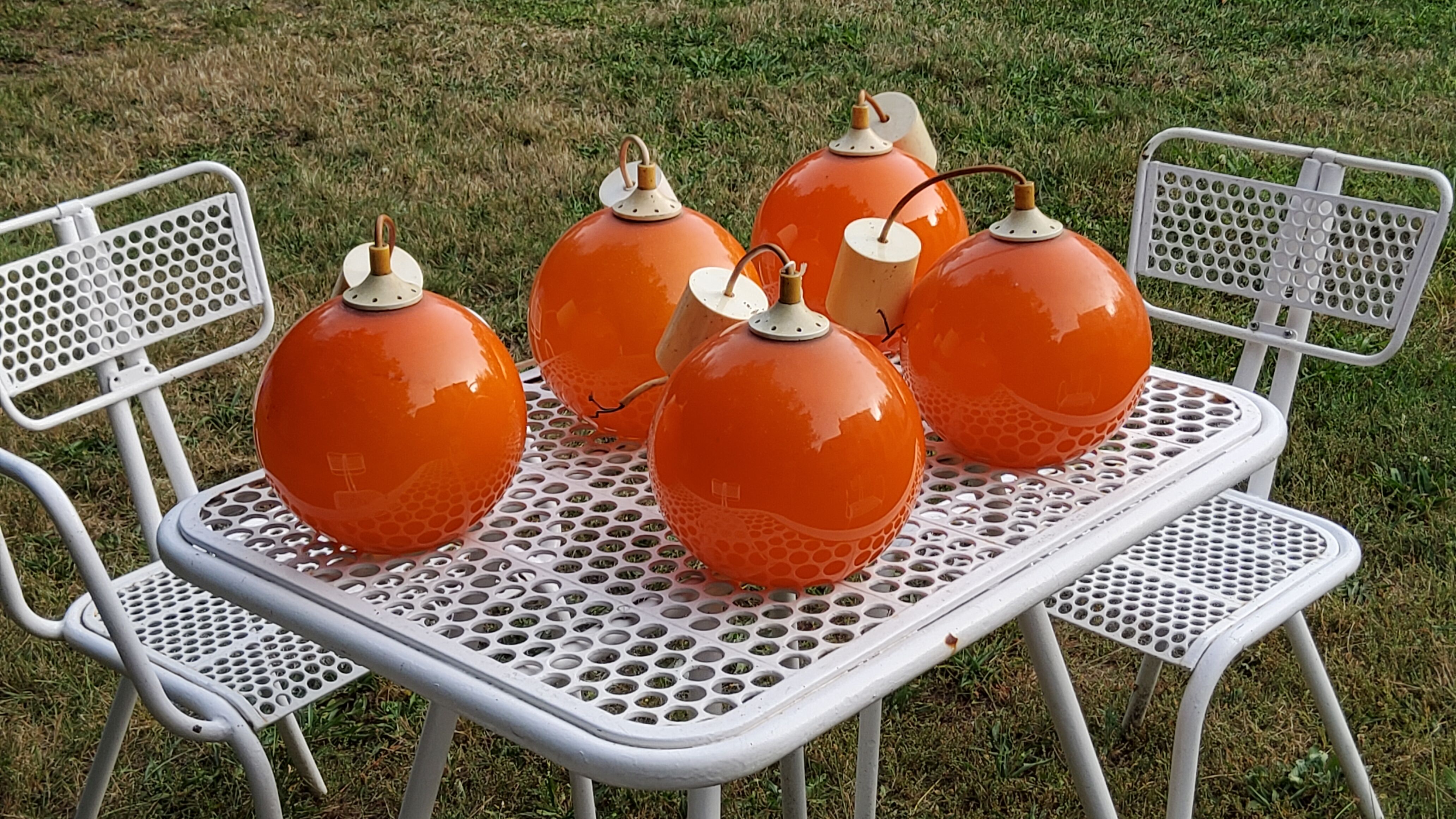 Set of 5 orange glass ball pendants from the 70s