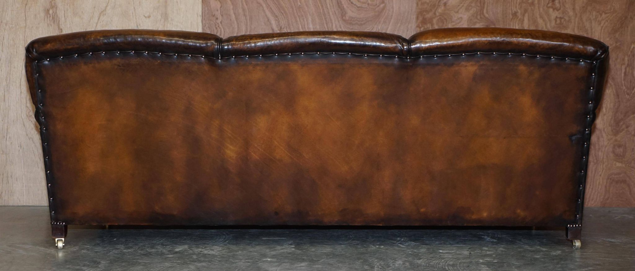 Howard & Son leather canapé, restored vintage, 3-seater