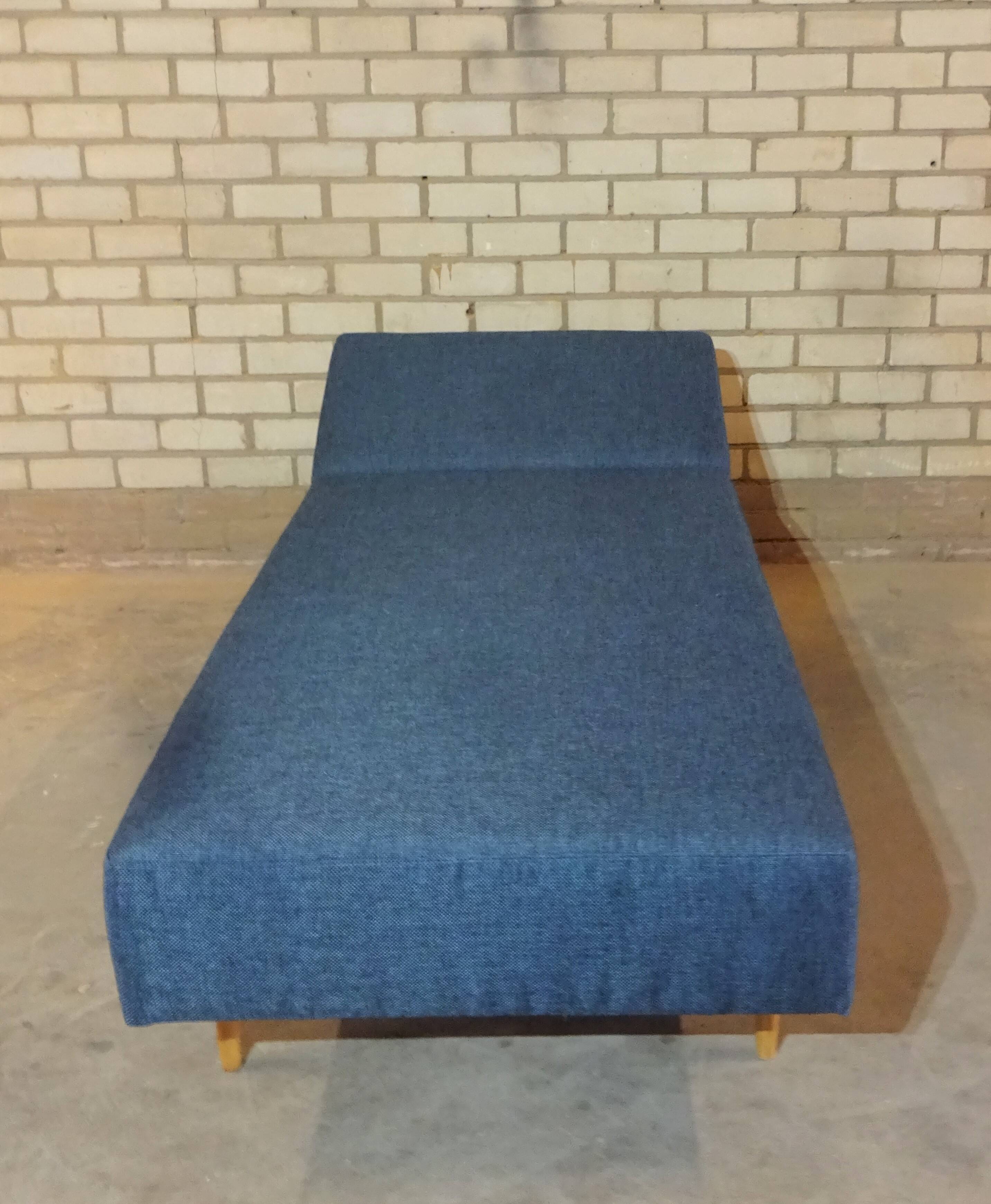 Rare multifunctional sofa/daybed with adjustable headrest 1960, restored