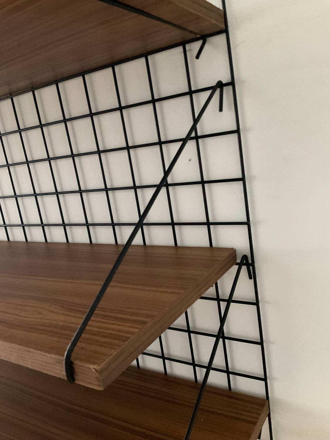 Meca shelf by Pierre Guariche for Meurop 1960s