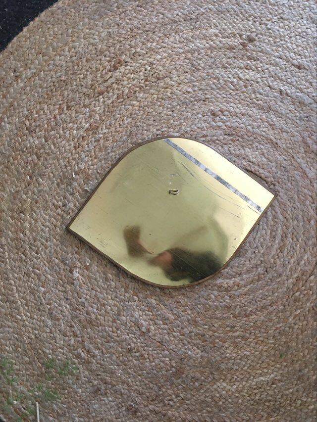 Brass mirror with original shape - 28x39cm