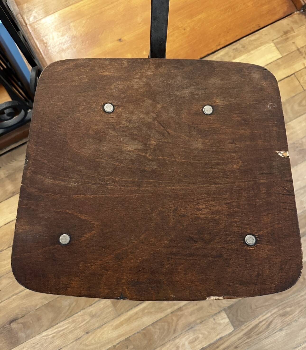 Bienaise workshop chair – model 204 – France, circa 1930–1950