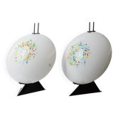 1 de 2 lampes de table vintage en verre de Murano – abat-jour en verre multicolore sur base en métal noir, style Memphis, Italie, années 1980