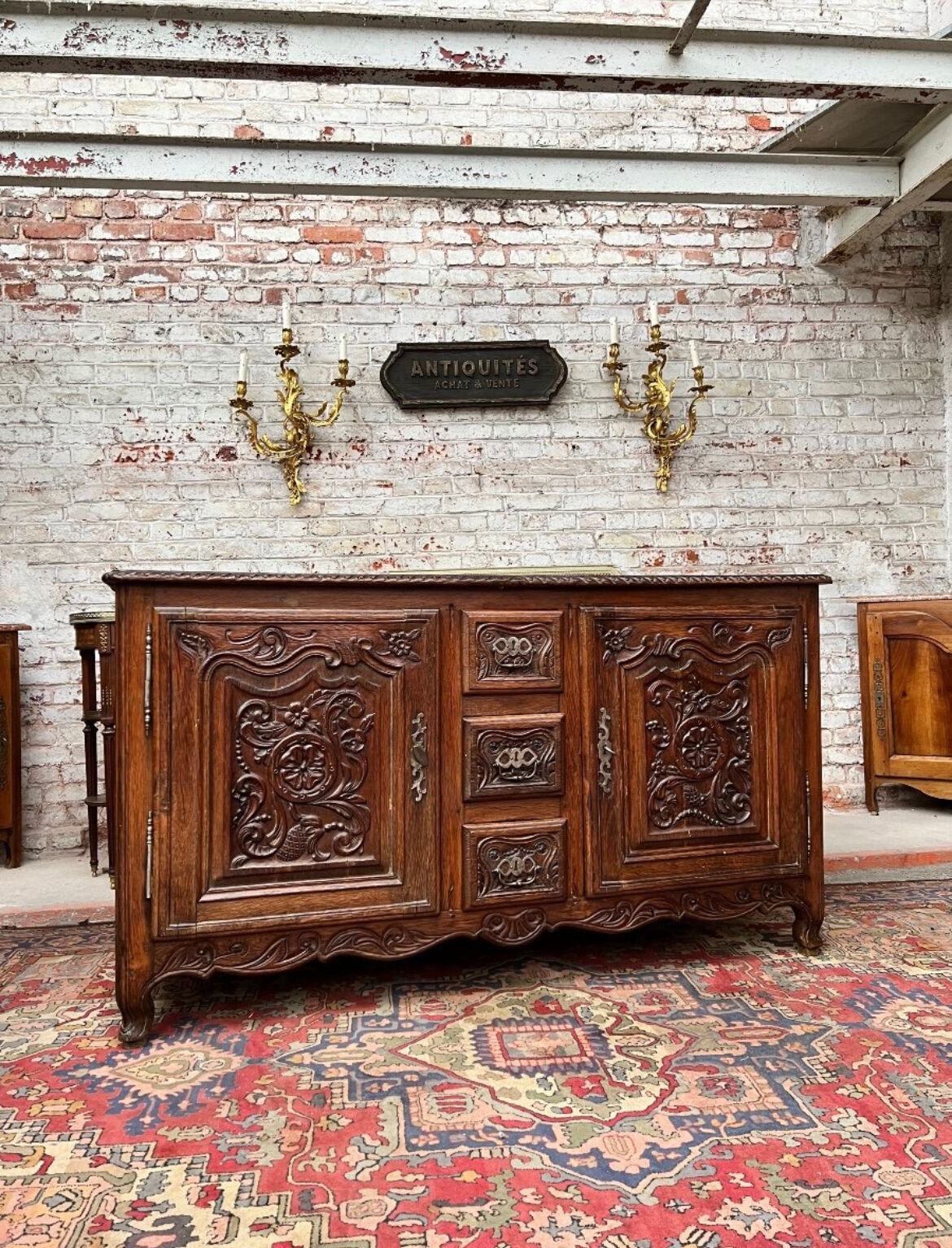 Provencal Buffet In Molded Oak Period Louis XV XVIII Eme Century