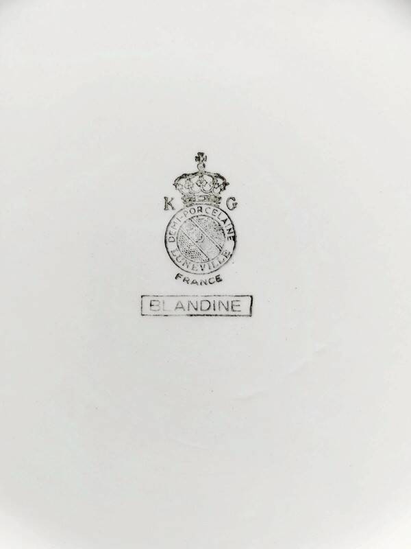 Lunéville cake plate