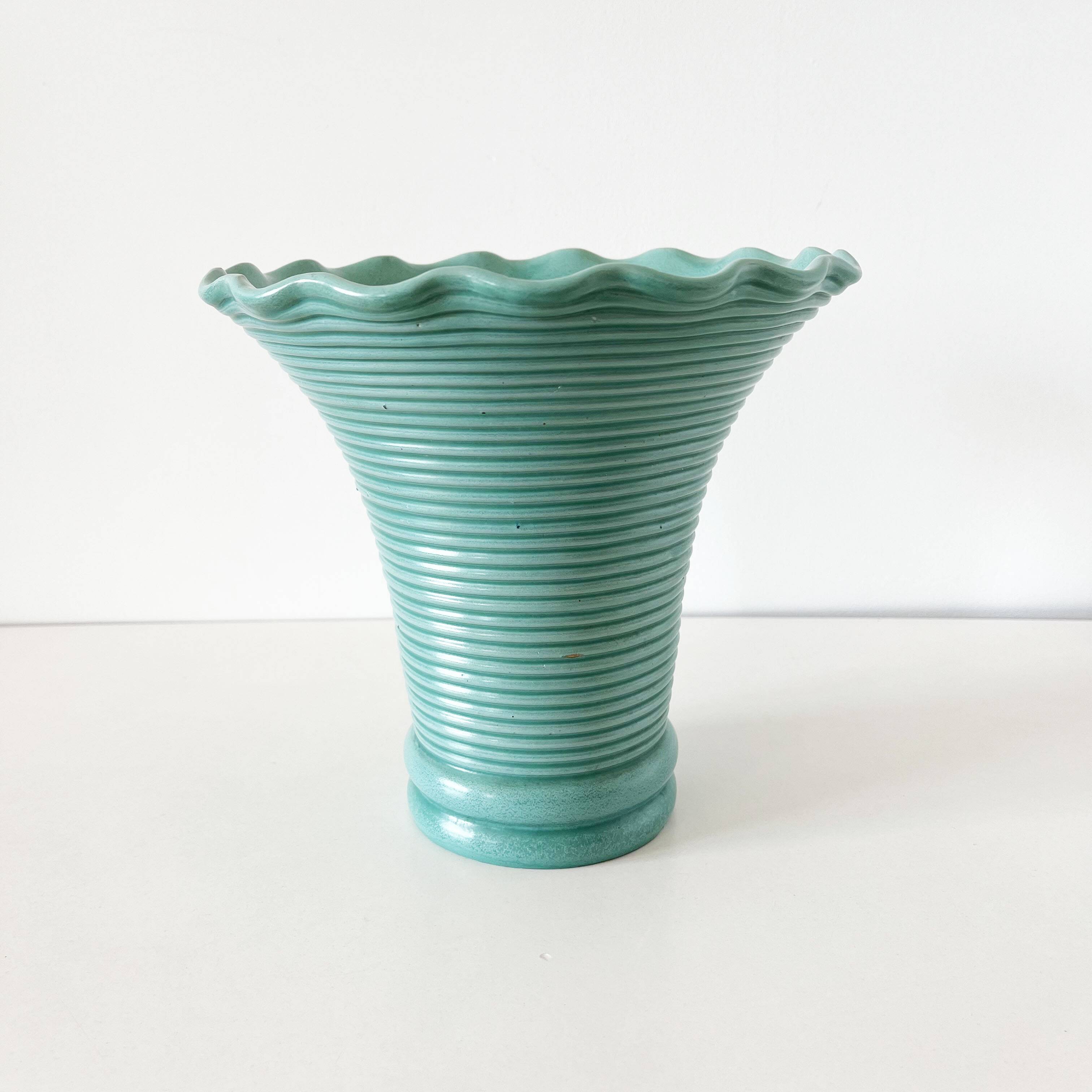 Vintage ceramic ribbed corolla vase