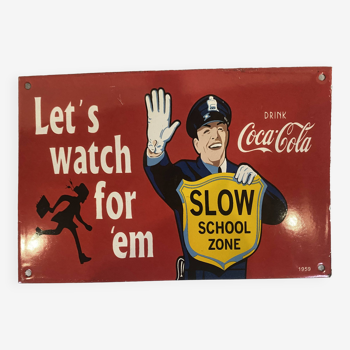 Pancarte « Slow school zone » – Coca-Cola x trafic Cop