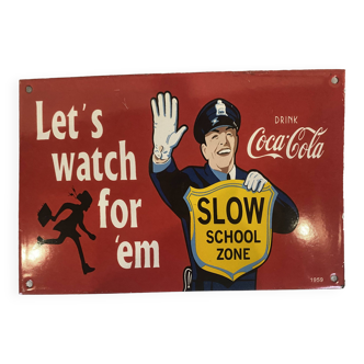 Pancarte « Slow school zone » – Coca-Cola x trafic Cop