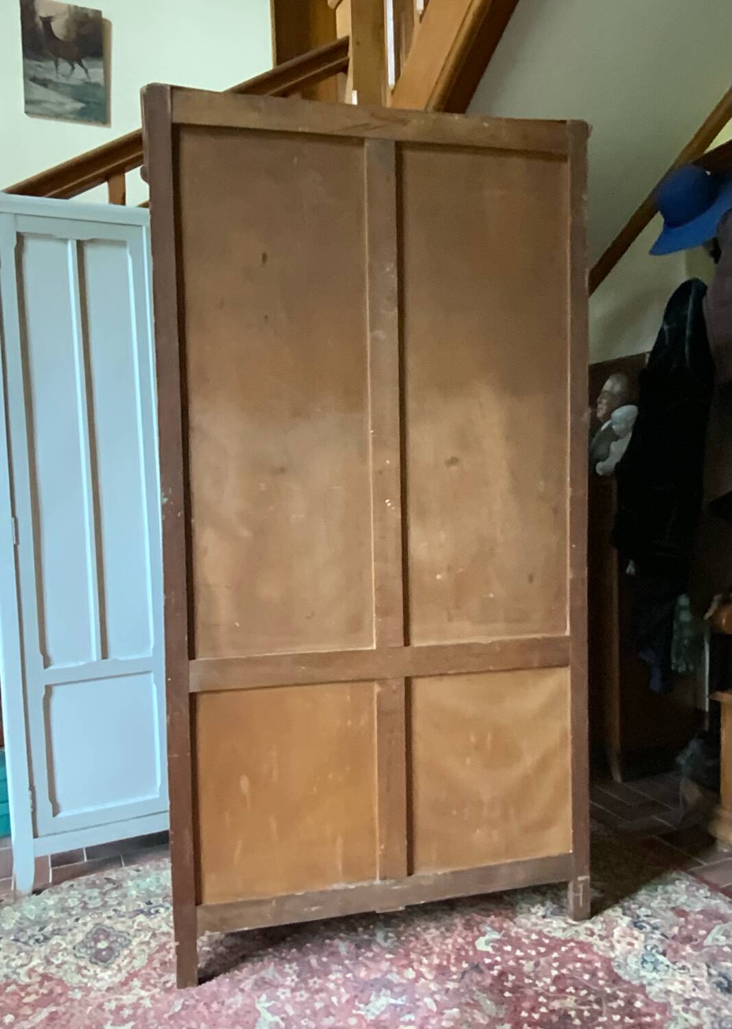 Parisian hotel wardrobe