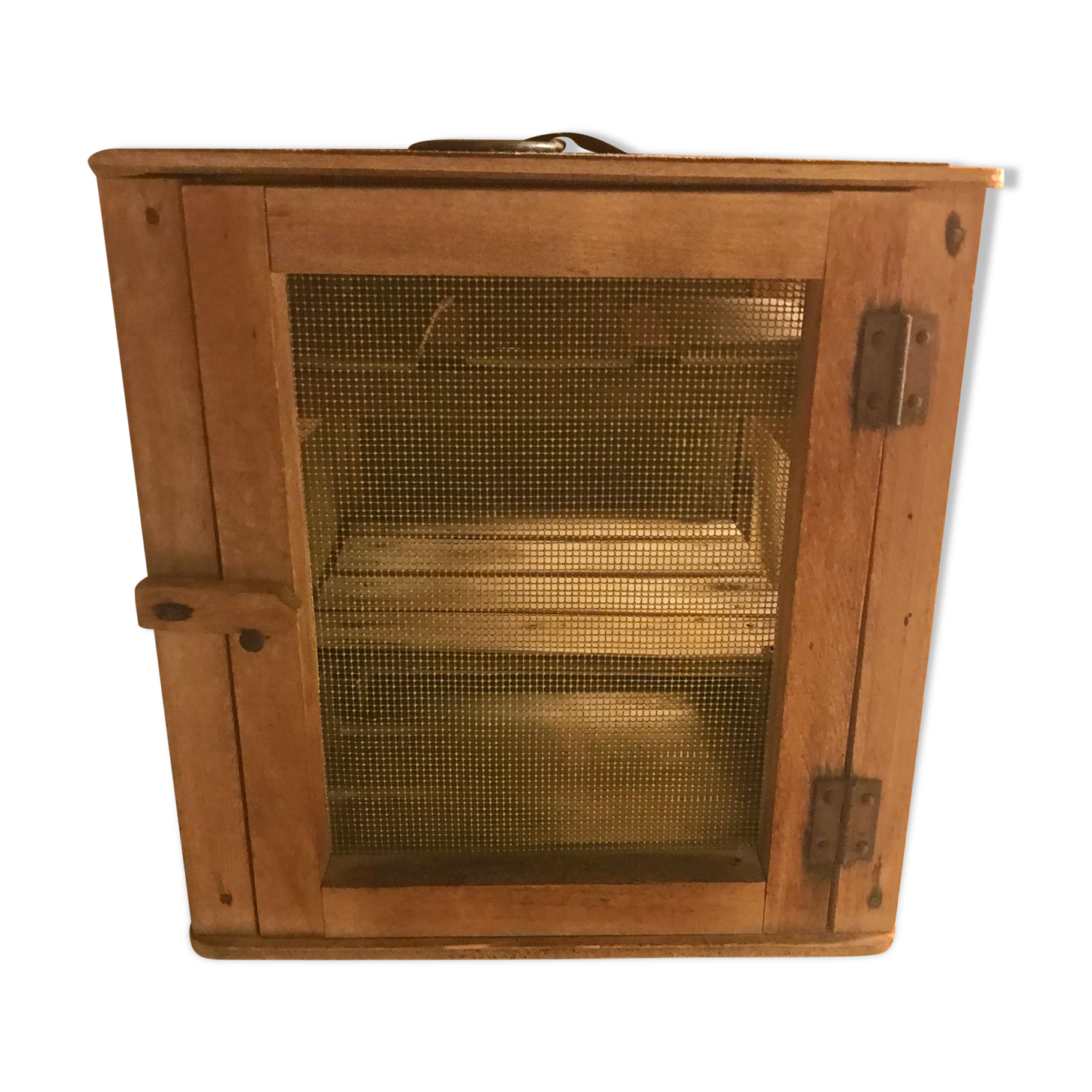 Keeps eating old cheesemaker