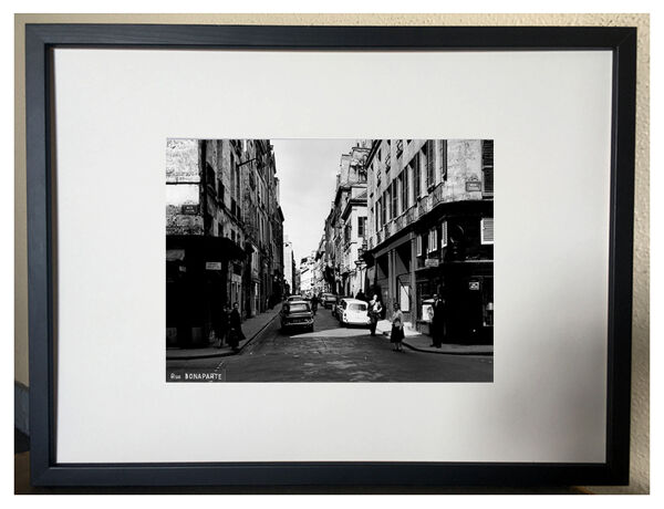 Photographie vintage rue Bonaparte Paris 1965