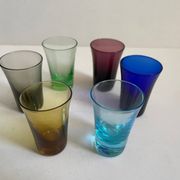 Set of 6 coffee/tea cups with removable stand.