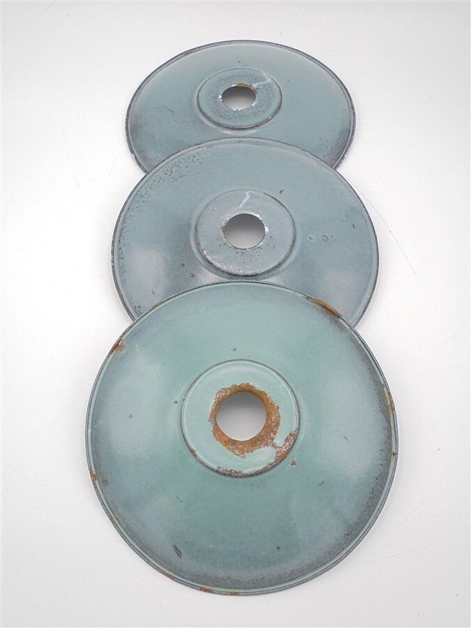 Set of 3 enamelled hanging