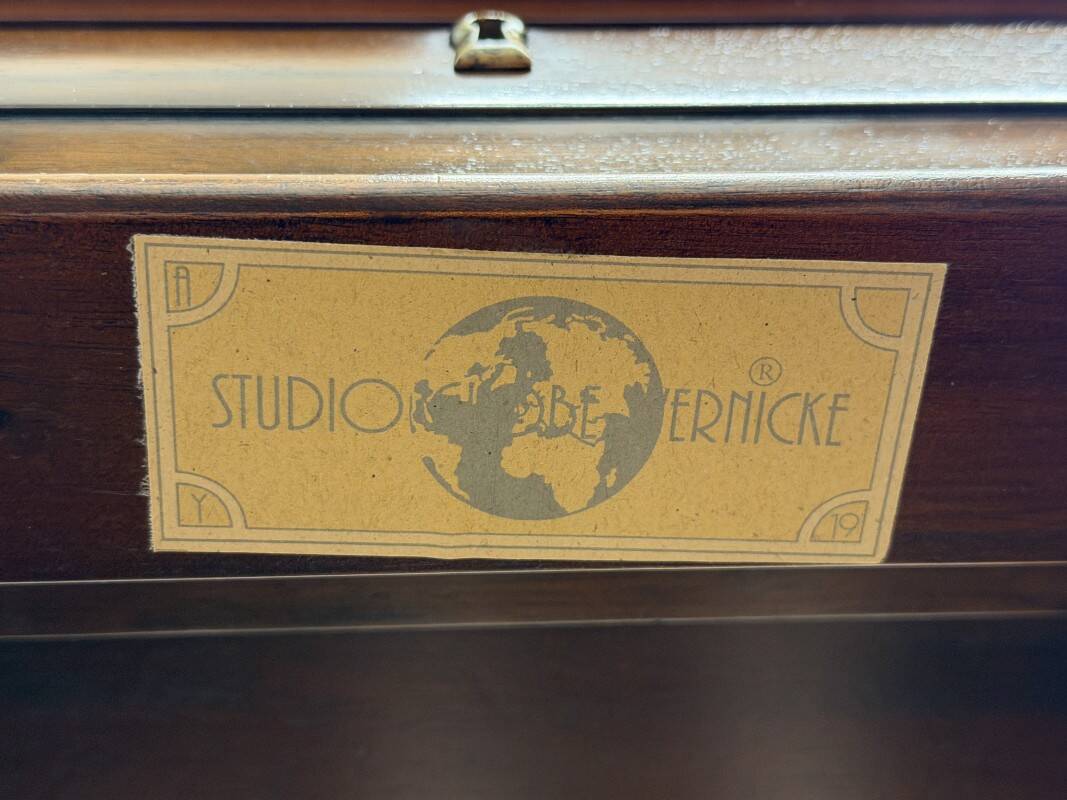 Bureau d'angle Globe Wernicke d'origine