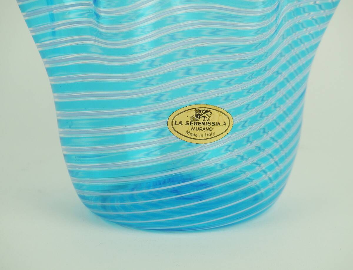 “Handkerchief” vase in Murano glass