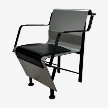 Fauteuil postmoderne en aluminium plié et en acier années 1980