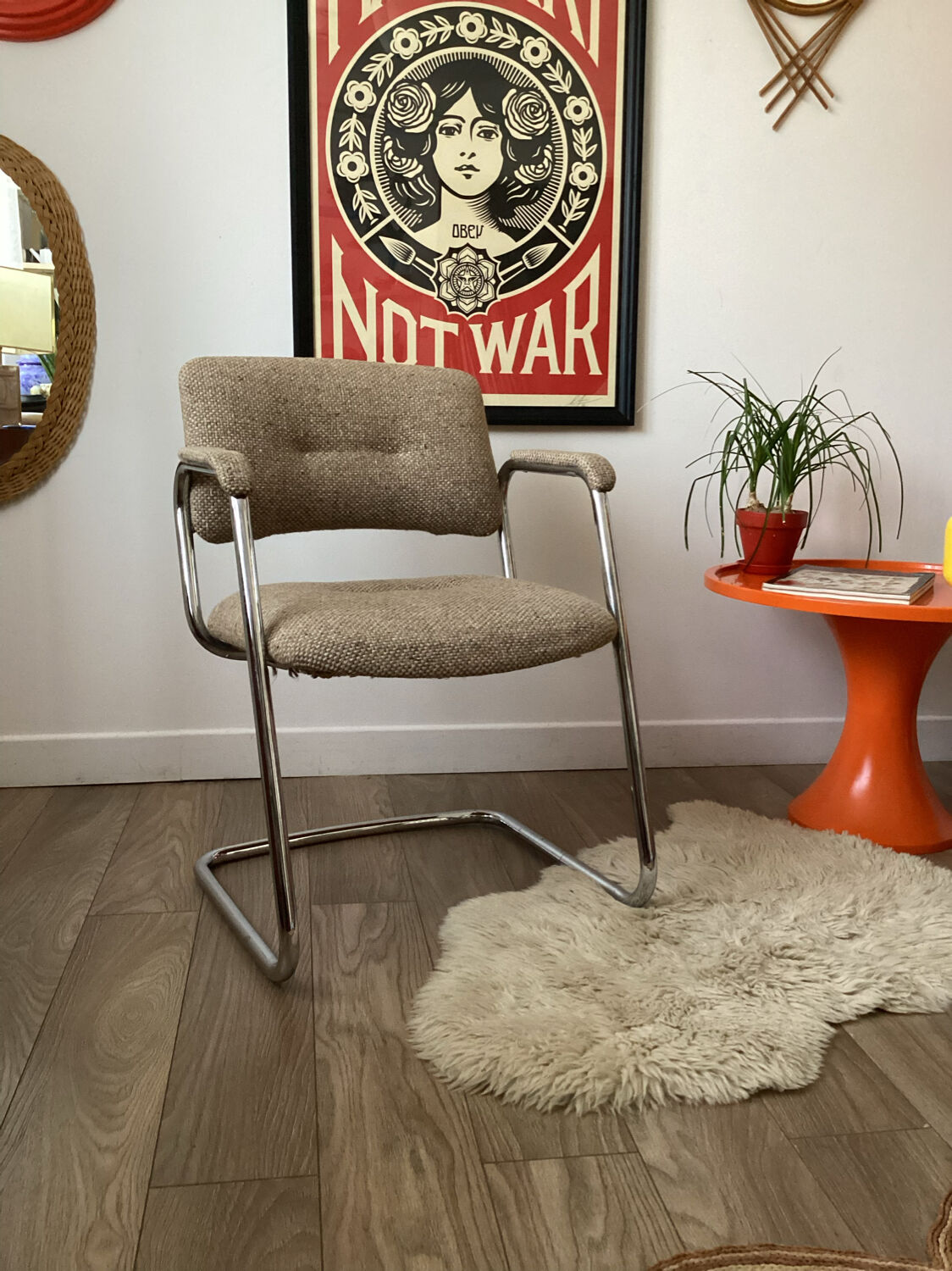 Strafor armchair