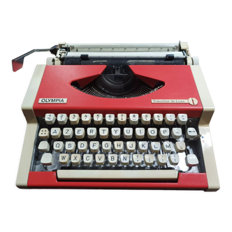 Machine à écrire Olympia Traveller de Luxe Rouge vermillon (rare)