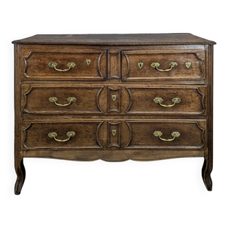 Provincial commode from the 18th century in oak