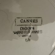 Set of two dishes