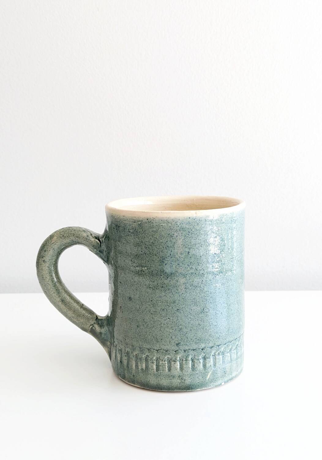 Handcrafted glazed ceramic mug signed. Saint Jorioz.