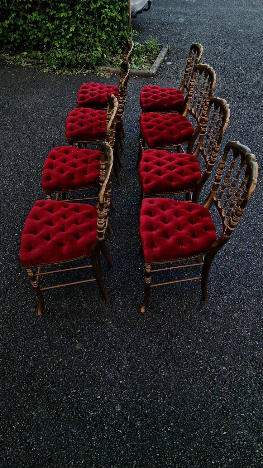 8 theater chairs
