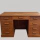 Large executive desk in solid oak – 9 drawers – English style – 130 cm