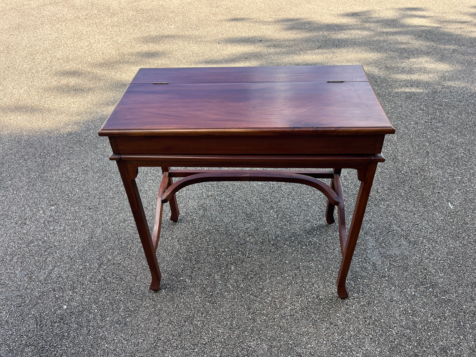 Bureau d’officier acajou style campagne anglais desk