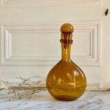 Exposed carafe blown bubble glass