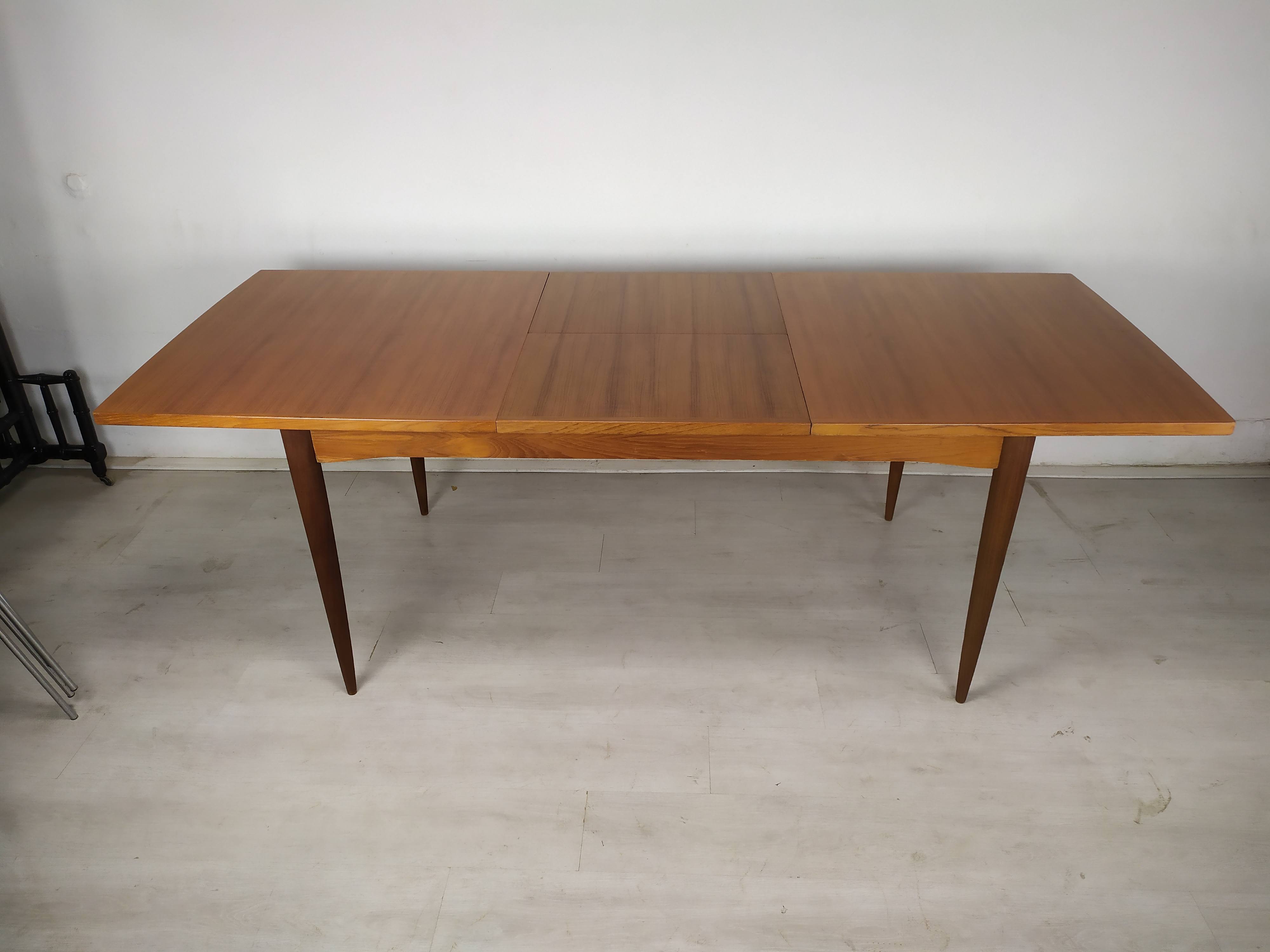 Scandinavian extendable table teak
