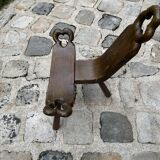 Brutalist tripod chair - Mountain chair