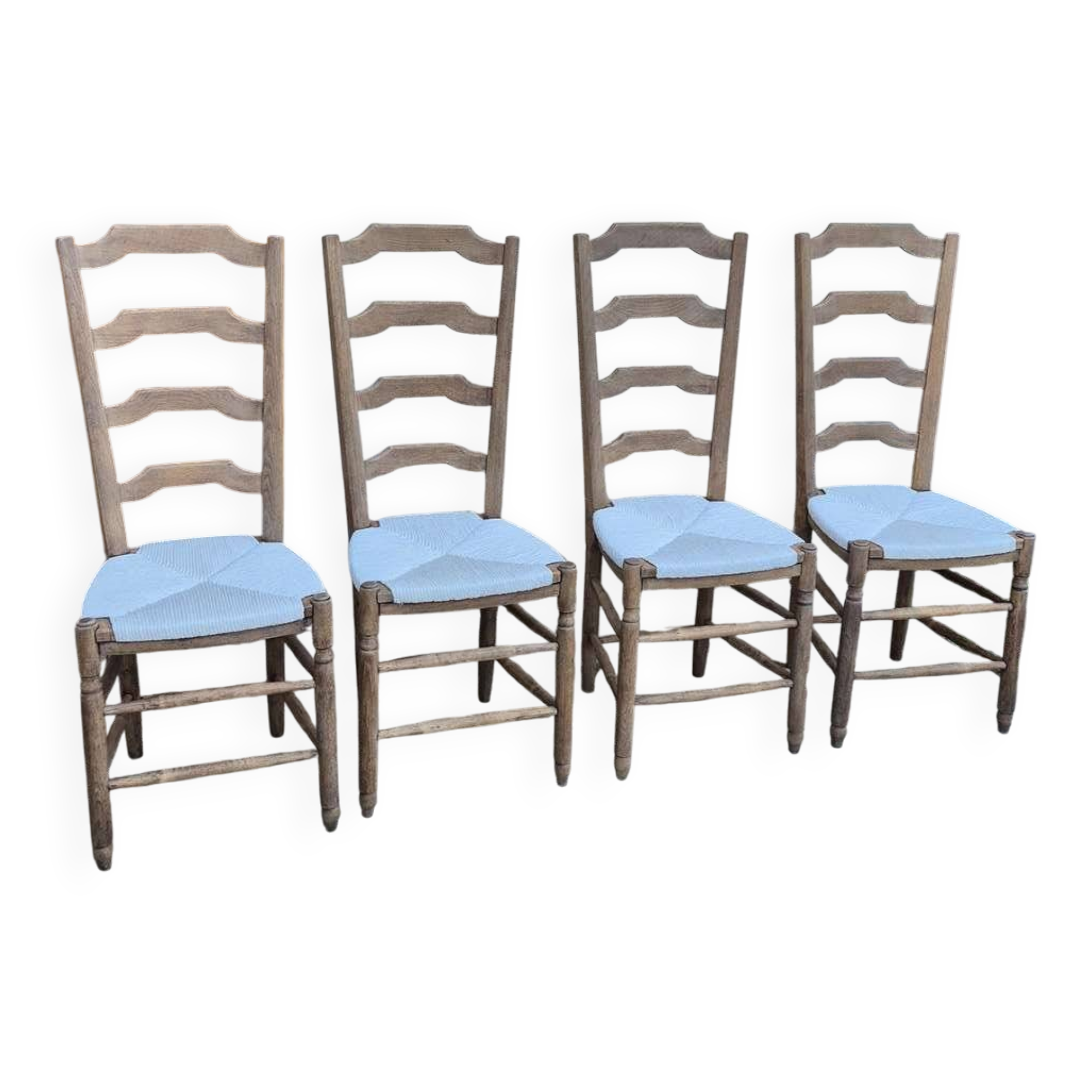 Set of 4 antique straw-seated chairs