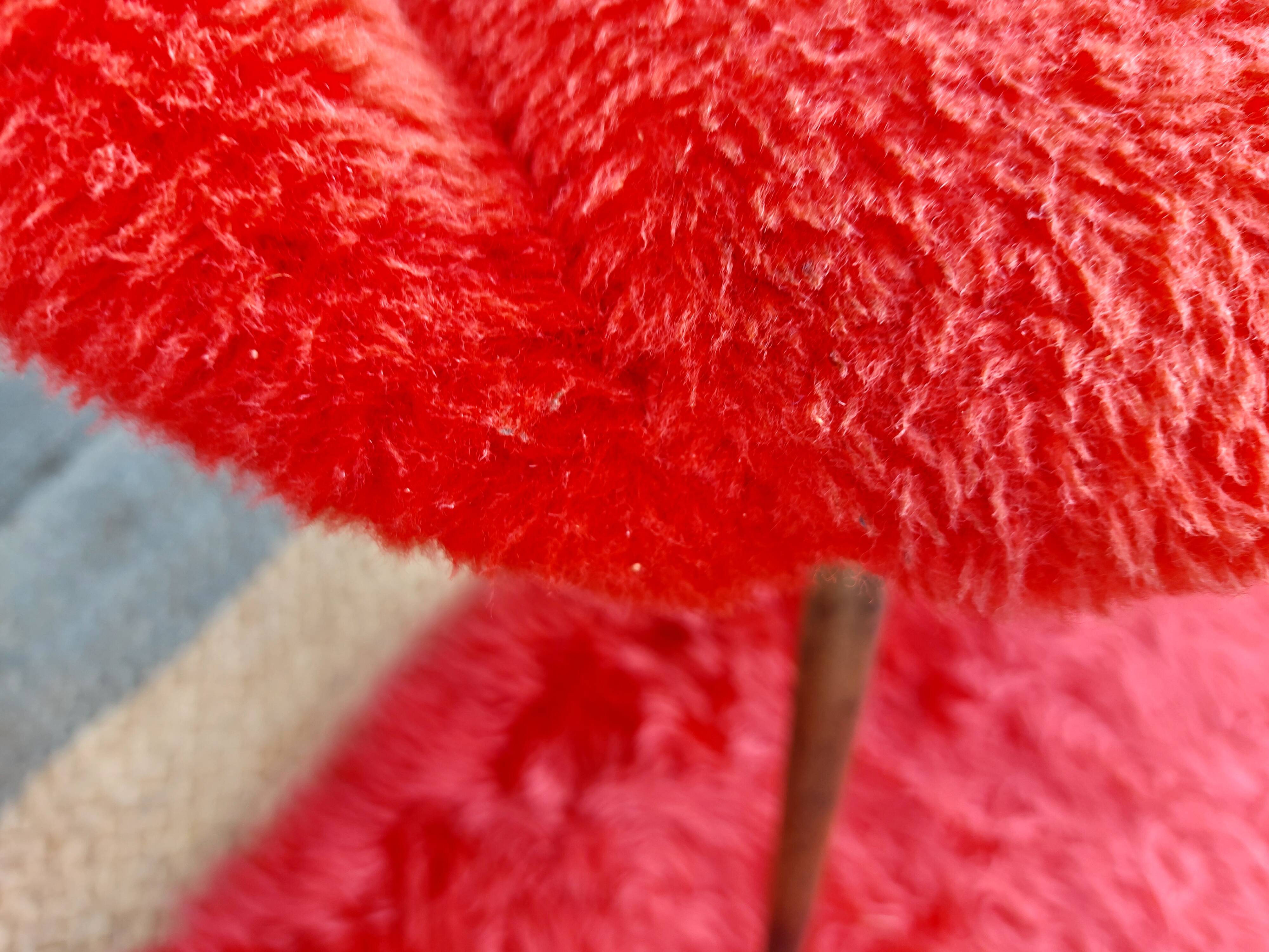 pair of vintage armchairs (red fur)